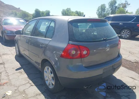 2007 Volkswagen Rabbit 4-Door z USA, uszkodzony, nr VIN WVWDS71K37W264891